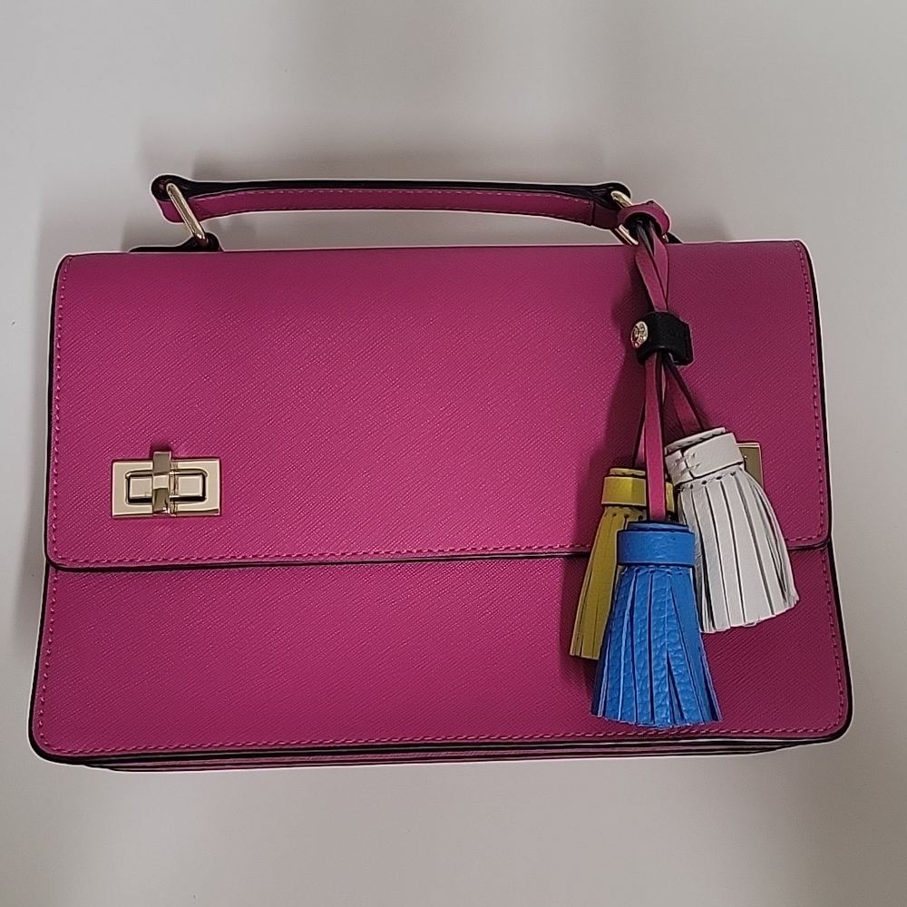 Gorgeous Pink Henri Bendel Lunch box Style Purse